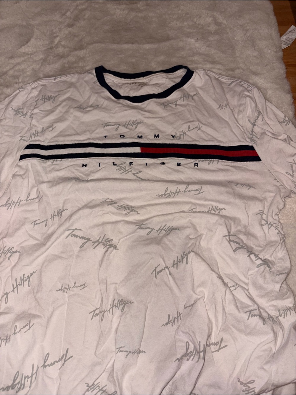 Tommy Hilfiger Men’s White Long Sleeve Logo Stripe Tee